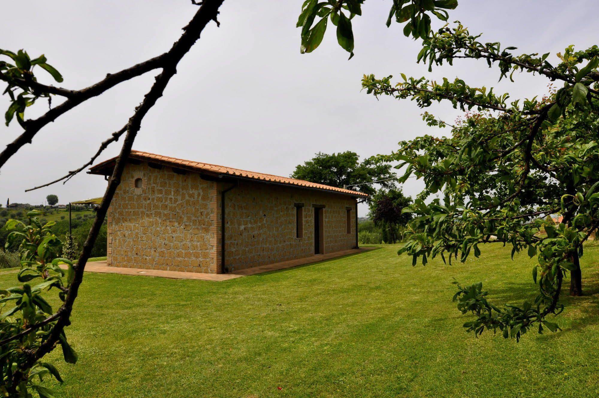 Hotel Borgo Nociquerceto Tarano Exterior foto