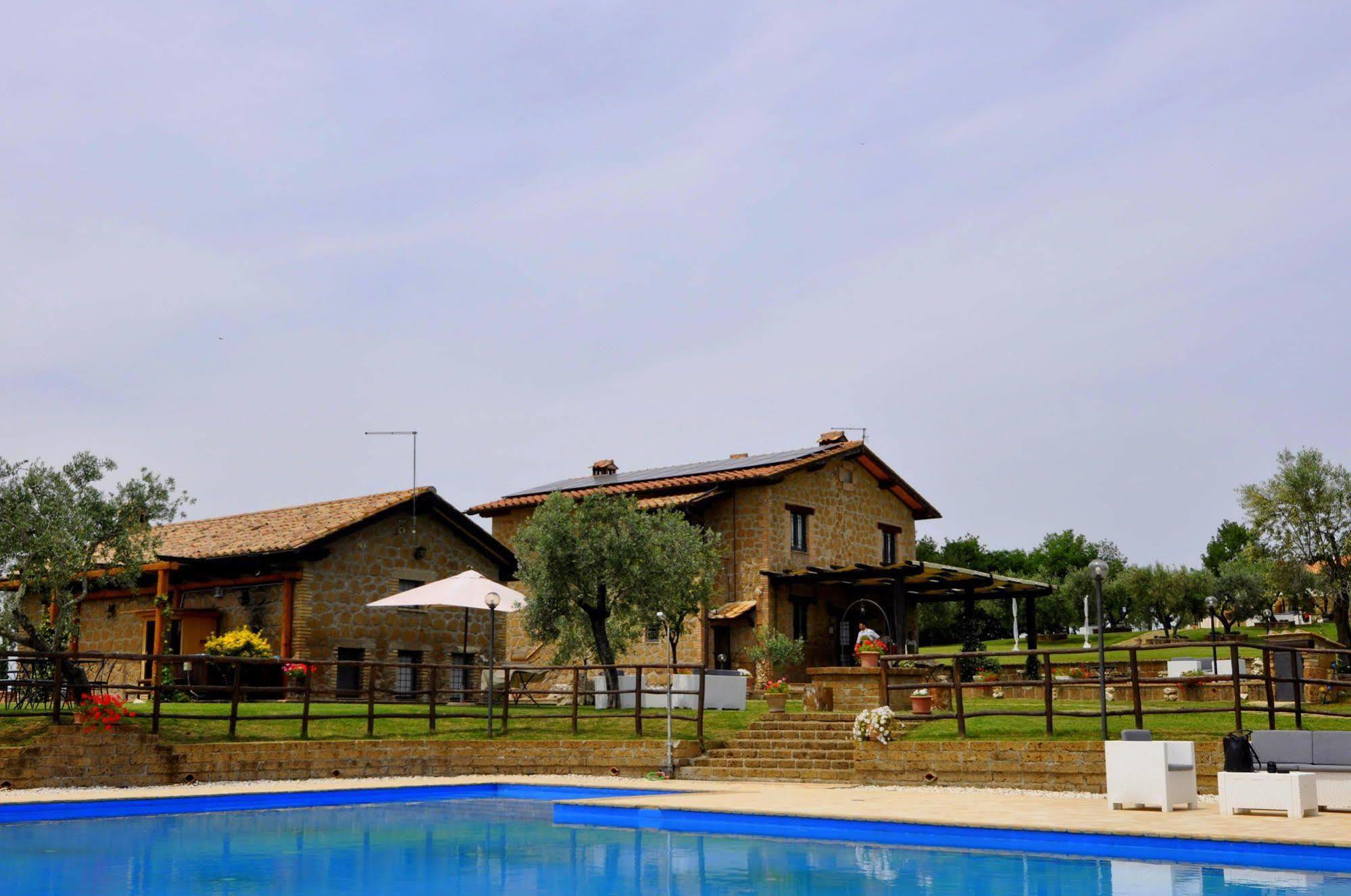 Hotel Borgo Nociquerceto Tarano Exterior foto